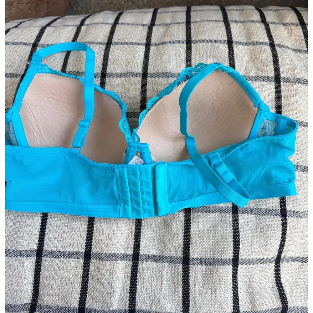 Adore Me blue lace bra size 38C. No push up - Picture 2 of 3